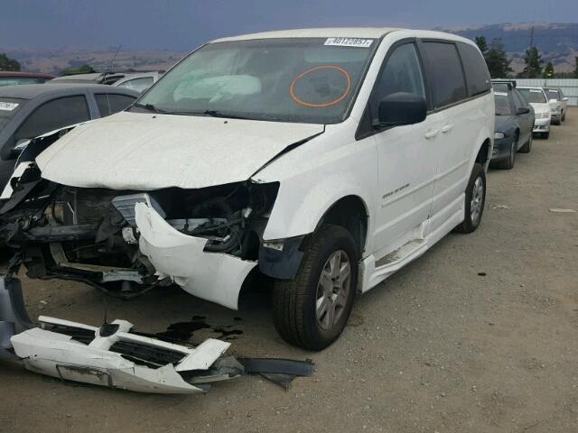 2D8HN44E69R702815 - 2009 DODGE GRAND CARA WHITE photo 2