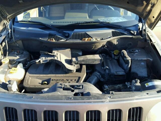 1J8FT48W77D277693 - 2007 JEEP PATRIOT LI GOLD photo 7