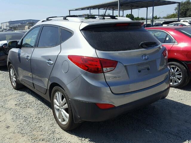 KM8JU3AC4CU489322 - 2012 HYUNDAI TUCSON GRAY photo 3