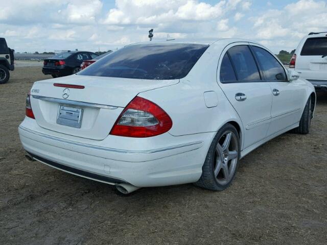 WDBUF56X19B376773 - 2009 MERCEDES-BENZ E 350 WHITE photo 4