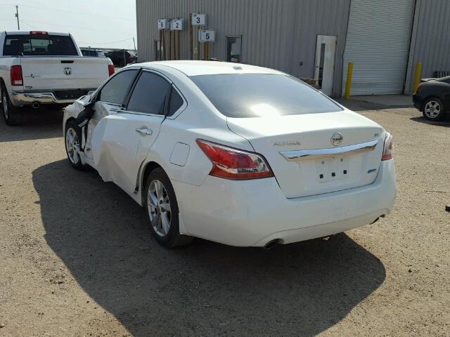 1N4AL3AP9DN480062 - 2013 NISSAN ALTIMA 2.5 WHITE photo 3