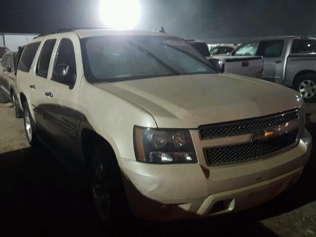 1GNFC16018R207039 - 2008 CHEVROLET SUBURBAN C WHITE photo 1