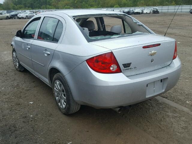 1G1AT58H297253594 - 2009 CHEVROLET COBALT SILVER photo 3