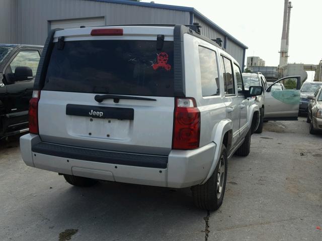 1J4RH4GK3AC157563 - 2010 JEEP COMMANDER GRAY photo 4