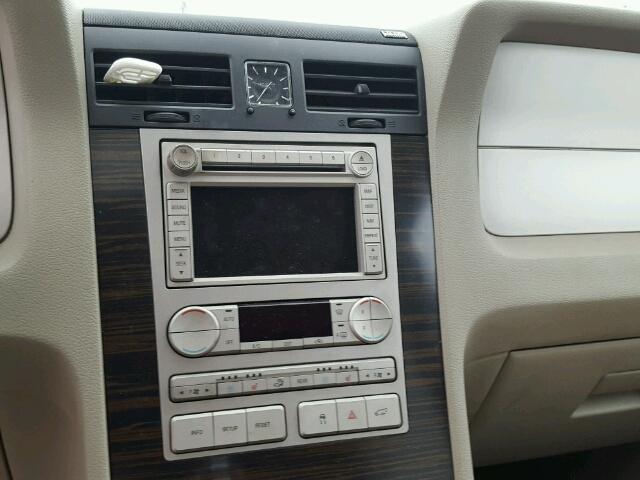 5LMFU275X7LJ14780 - 2007 LINCOLN NAVIGATOR 黑色 照片 9