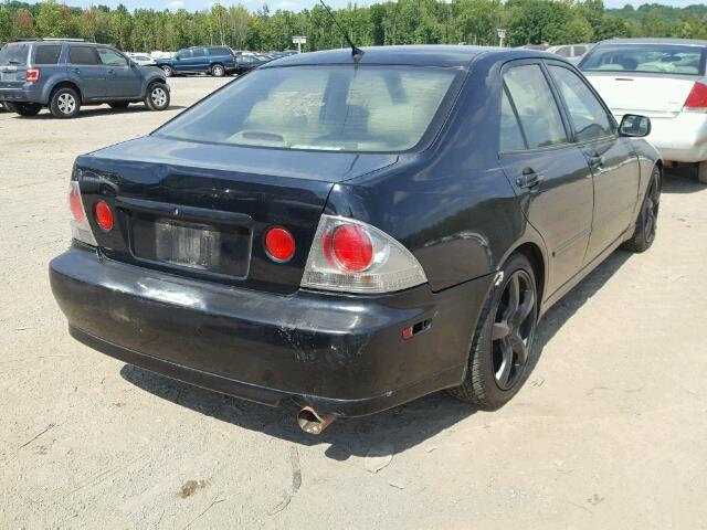 JTHBD182310013110 - 2001 LEXUS IS BLACK photo 4