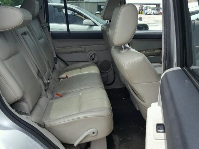 1J8HG58N77C683781 - 2007 JEEP COMMANDER GRAY photo 6