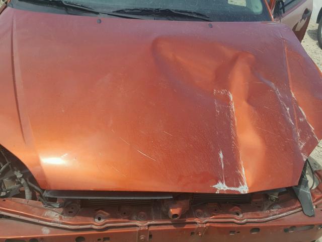 3FAFP37NX5R102038 - 2005 FORD FOCUS ZX5 ORANGE photo 7