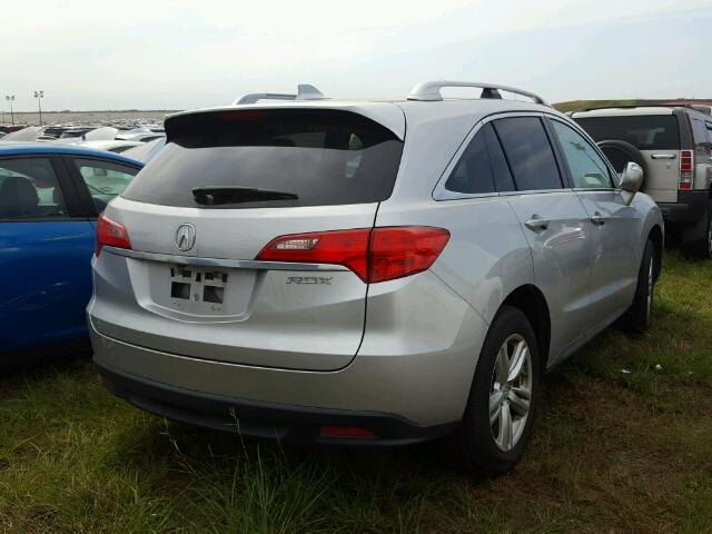 5J8TB3H54DL000338 - 2013 ACURA RDX SILVER photo 4