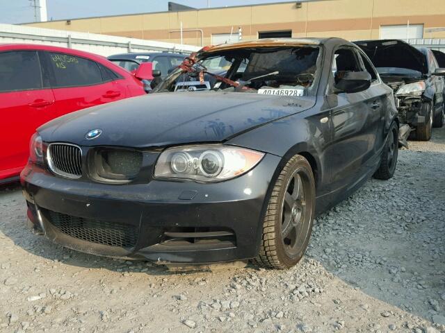 WBAUC7C51AVK95944 - 2010 BMW 135 I BLACK photo 2