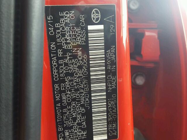 JTDKDTB37F1095066 - 2015 TOYOTA PRIUS C RED photo 10