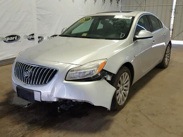 W04GW5EV4B1082885 - 2011 BUICK REGAL CXL SILVER photo 2