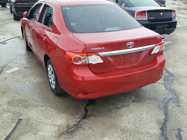 5YFBU4EE8CP063365 - 2012 TOYOTA COROLLA RED photo 3