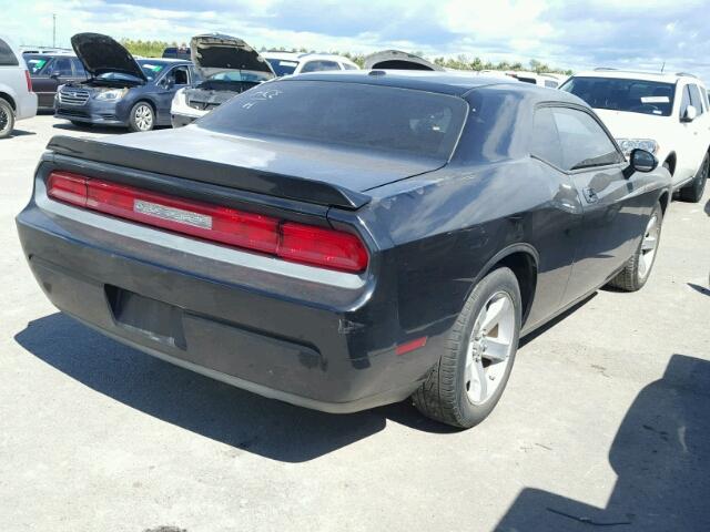 2B3LJ44V69H604864 - 2009 DODGE CHALLENGER BLACK photo 4