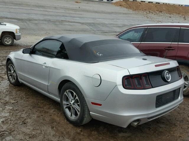 1ZVBP8EMXE5289376 - 2014 FORD MUSTANG SILVER photo 3