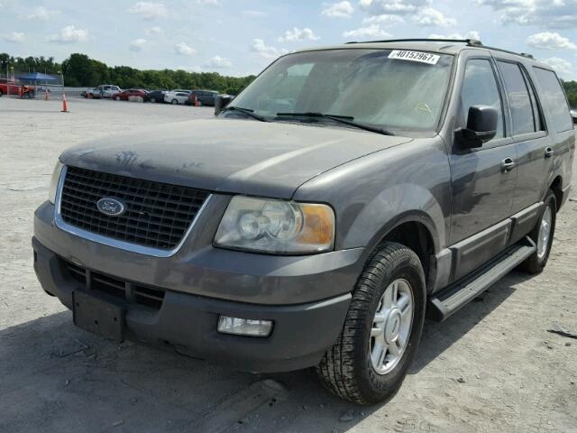 1FMFU15L64LB84870 - 2004 FORD EXPEDITION GRAY photo 2