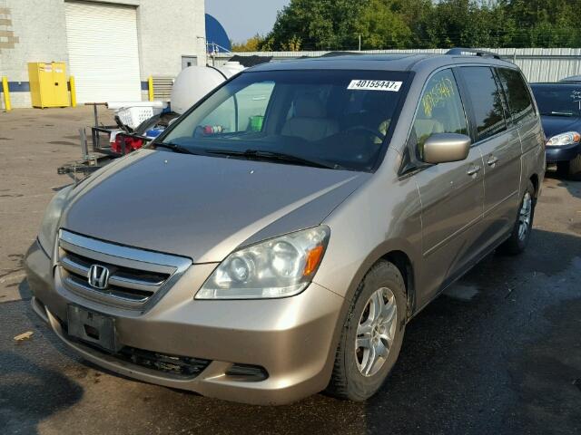 5FNRL38755B122833 - 2005 HONDA ODYSSEY EX TAN photo 2