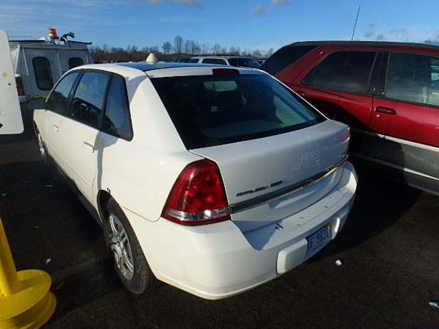 1G1ZS61896F166301 - 2006 CHEVROLET MALIBU MAX თეთრი ფოტო 3