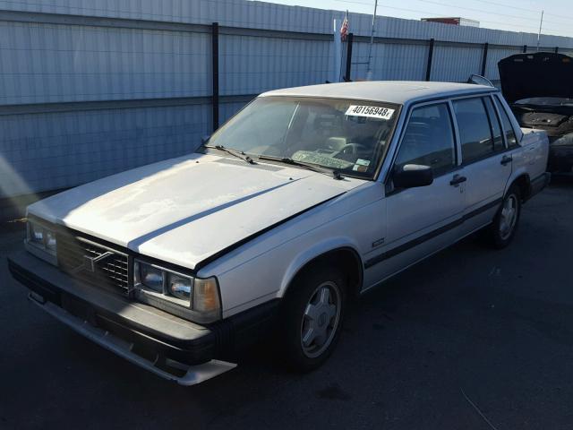 YV1FA8746K1354126 - 1989 VOLVO 740 SILVER photo 2