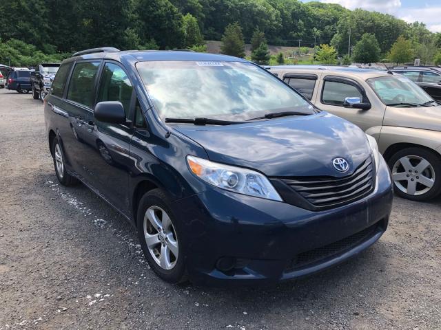 5TDZK3DC8CS184550 - 2012 TOYOTA SIENNA BAS BLUE photo 1