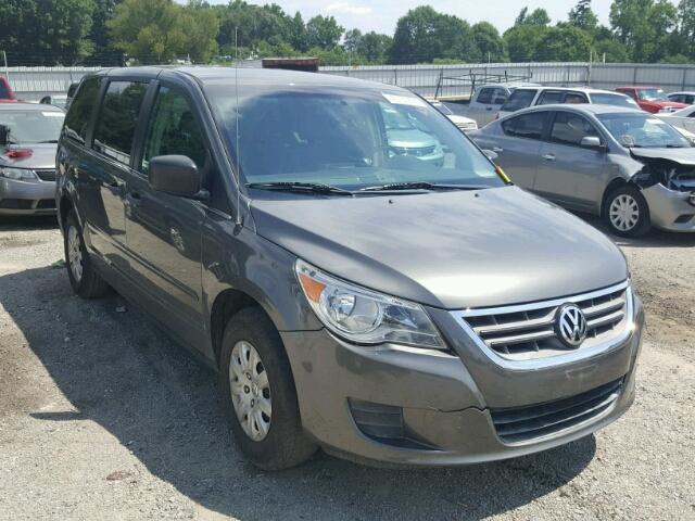 2V4RW4D10AR407068 - 2010 VOLKSWAGEN ROUTAN S ნაცრისფერი ფოტო 1