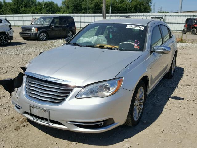 1C3CCBCB2CN176993 - 2012 CHRYSLER 200 LIMITE SILVER photo 2