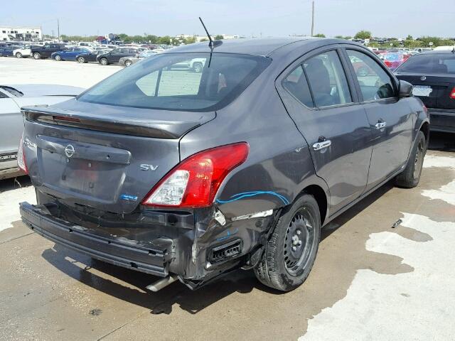 3N1CN7AP8GL831412 - 2016 NISSAN VERSA S GRAY photo 4