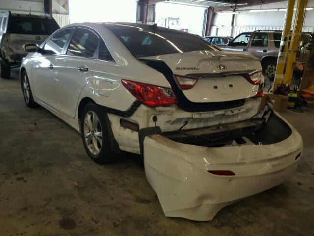 5NPEC4AC3DH692017 - 2013 HYUNDAI SONATA WHITE photo 3