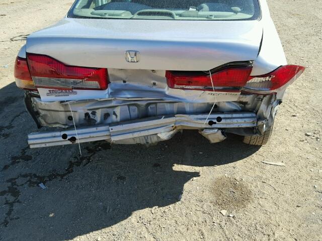 1HGCG56632A152466 - 2002 HONDA ACCORD EX SILVER photo 9