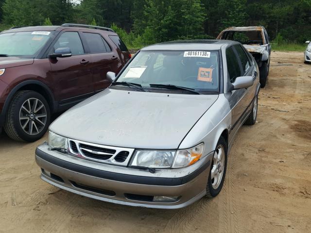 YS3DF55K027015494 - 2002 SAAB 9-3 SE SILVER photo 2