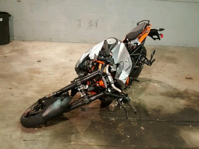 VBKV69405GM950018 - 2016 KTM 1290 SUPER SILVER photo 2