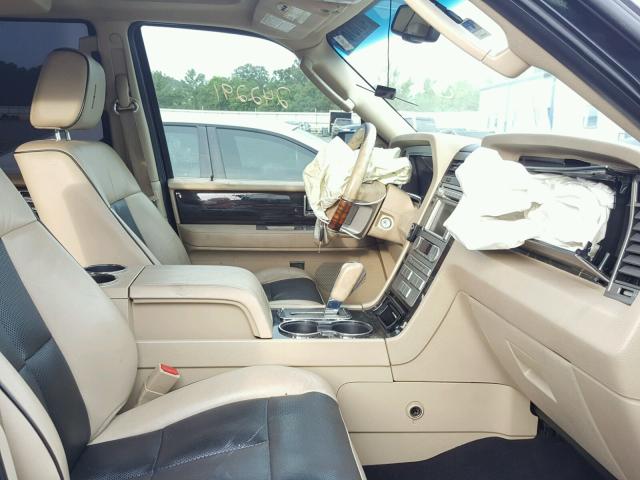 5LMFU28588LJ14065 - 2008 LINCOLN NAVIGATOR 黑色 照片 5
