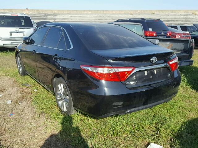 4T1BF1FKXGU509744 - 2016 TOYOTA CAMRY BLACK photo 3