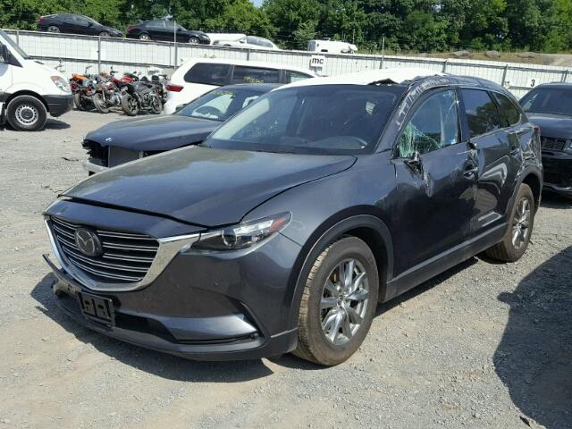 JM3TCBCY2J0207953 - 2018 MAZDA CX-9 TOURI GRAY photo 2