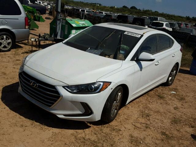 5NPD84LF8HH168517 - 2017 HYUNDAI ELANTRA WHITE photo 2