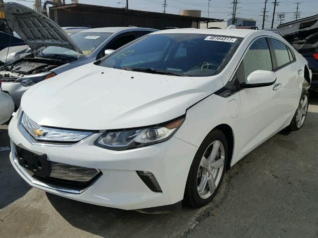 1G1RC6S53HU150112 - 2017 CHEVROLET VOLT LT WHITE photo 2