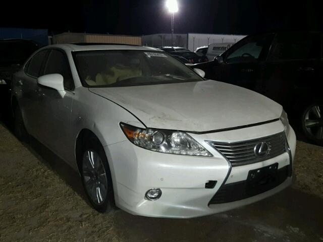 JTHBK1GG0F2194861 - 2015 LEXUS ES WHITE photo 1