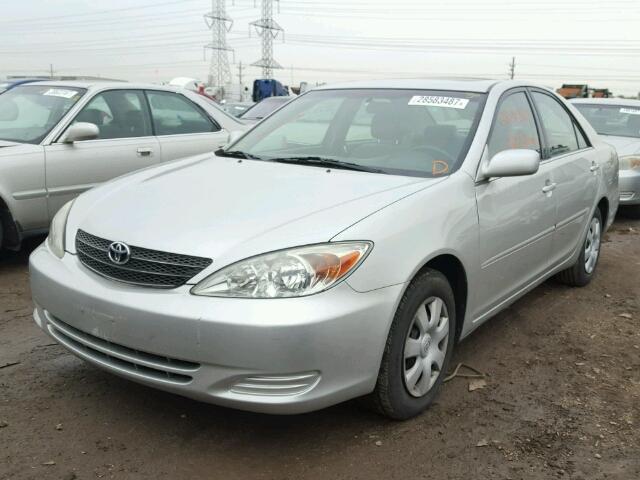 4T1BE32K23U716501 - 2003 TOYOTA CAMRY LE SILVER photo 2