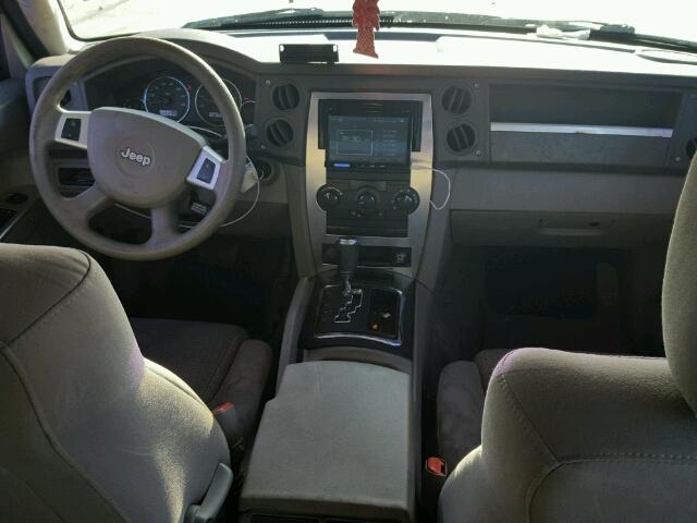 1J8HG48KX8C166668 - 2008 JEEP COMMANDER SILVER photo 9