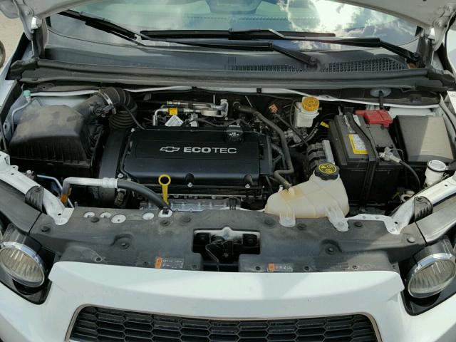 1G1JA5SH4F4173774 - 2015 CHEVROLET SONIC LS WHITE photo 7