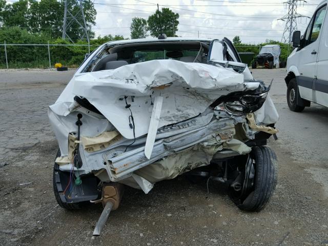 1G1JA5SH4F4173774 - 2015 CHEVROLET SONIC LS WHITE photo 9