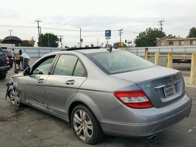 WDDGF54XX8R028273 - 2008 MERCEDES-BENZ C300 GRAY photo 3