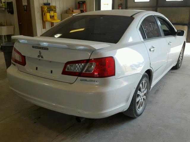 4A32B2FF0BE020214 - 2011 MITSUBISHI GALANT FE WHITE photo 4