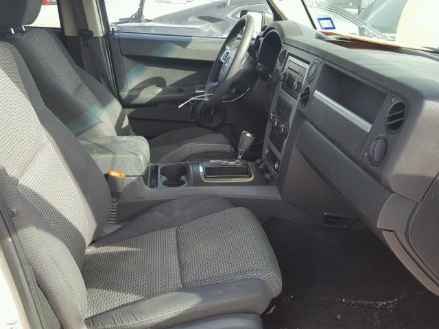 1J8HH48K68C133339 - 2008 JEEP COMMANDER ვერცხლისფერი ფოტო 5