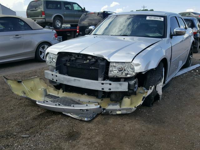 2C3KA63H37H861600 - 2007 CHRYSLER 300C SILVER photo 2