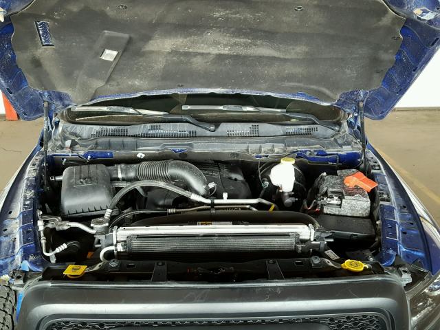 1C6RR6YT2HS805519 - 2017 RAM 1500 REBEL ლურჯი ფოტო 7