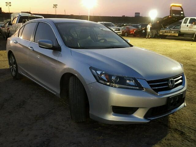 1HGCR2F32FA111749 - 2015 HONDA ACCORD SILVER photo 1