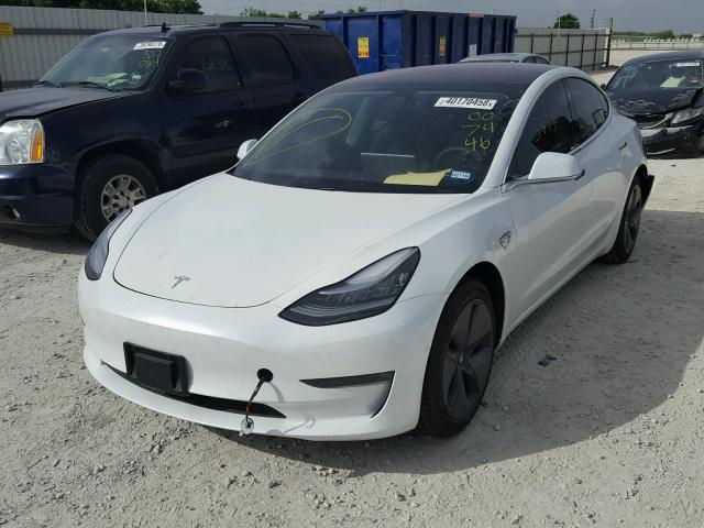 5YJ3E1EA6JF007446 - 2018 TESLA MODEL 3 თეთრი ფოტო 2