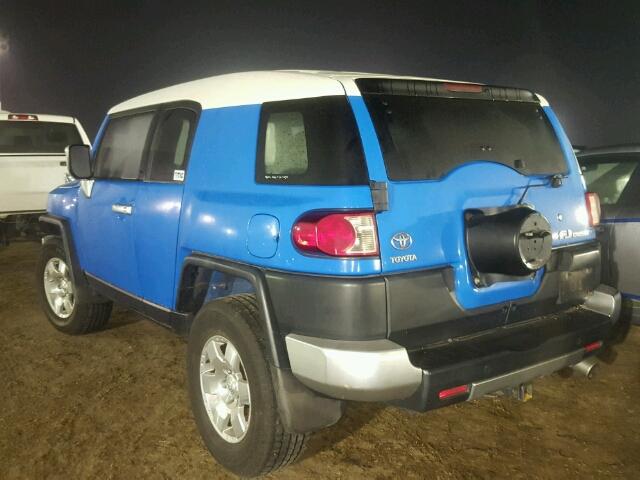 JTEBU11F970037981 - 2007 TOYOTA FJ CRUISER BLUE photo 3