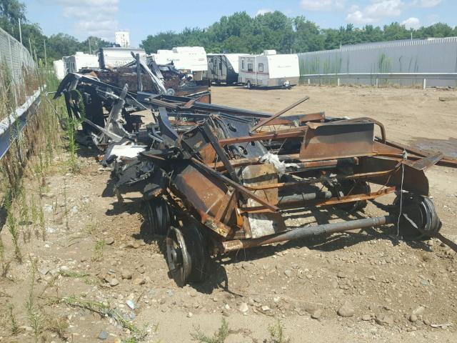 4X4FSAK23BJ025006 - 2011 SAND TRAILER BURN photo 4